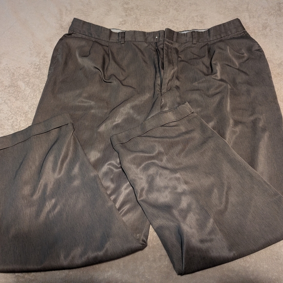 Farah Khakis Men's Dressy Pleated Pants Size 42 X 30 Olive Green - Picture 1 of 6